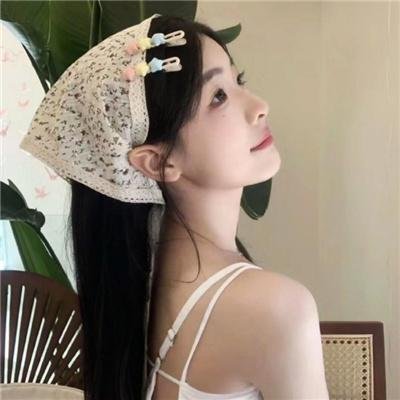 男孩超级白